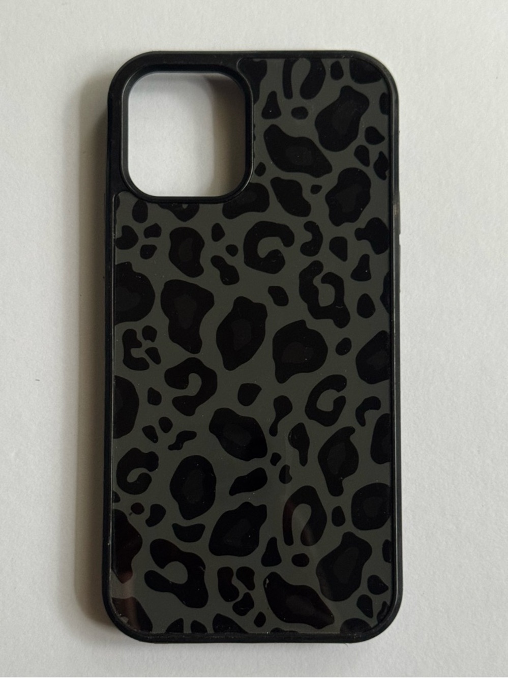 Hot Topic Leopard Print iPhone Case